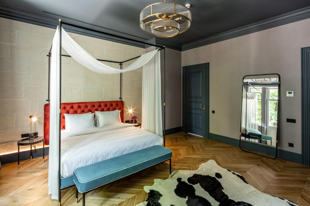 Lion'S Castle Hotel إلفيف المظهر الخارجي الصورة